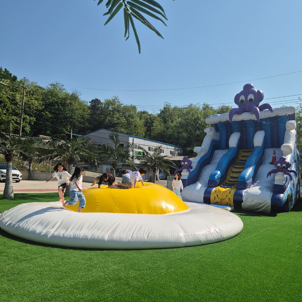 계란 구름 에어바운스 직경 7m, 바닥높이 35cm